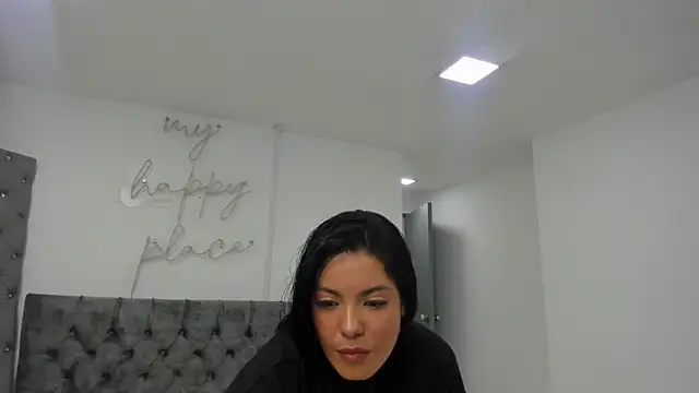 Snapshot of Evelin__thompsson chatting on April 23, 3:41 am Evelin thompsson online show from April 23, 3:41 am