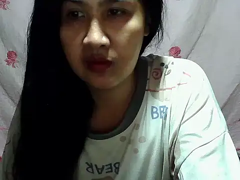 Sh1nbae22 online show from April 24, 8:50 am