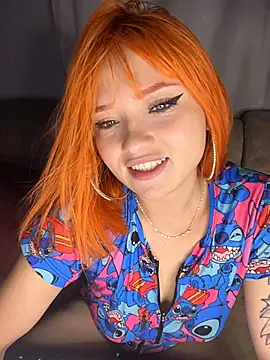 Snapshot of alysson_As chatting on May 27, 1:57 am alysson As online show from May 27, 1:57 am
