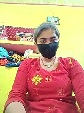 Snapshot of Cute_Mahek99 chatting on May 4, 10:50 pm Cute Mahek99 online show from May 4, 10:50 pm