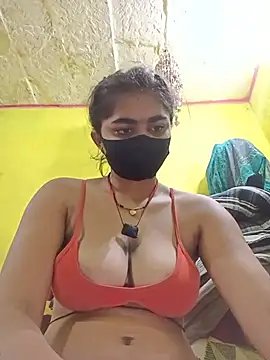 Snapshot of Cute_Mahek99 chatting on May 23, 10:58 pm Cute Mahek99 online show from May 23, 10:58 pm