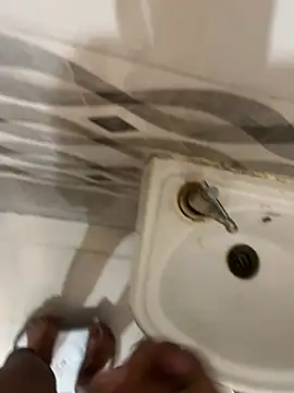 swaggyboii online show from April 7, 9:32 am