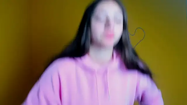KissMeJulia online show from April 20, 5:32 am