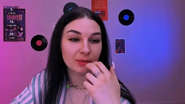 Snapshot of olivia_rage chatting on May 10, 9:25 am olivia rage online show from May 10, 9:25 am