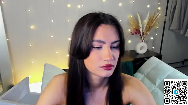 Adele Lanea online show from April 13, 7:58 am