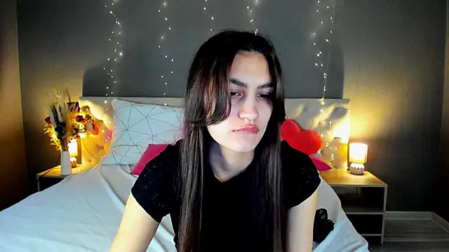 Adele Lanea online show from April 22, 12:46 am