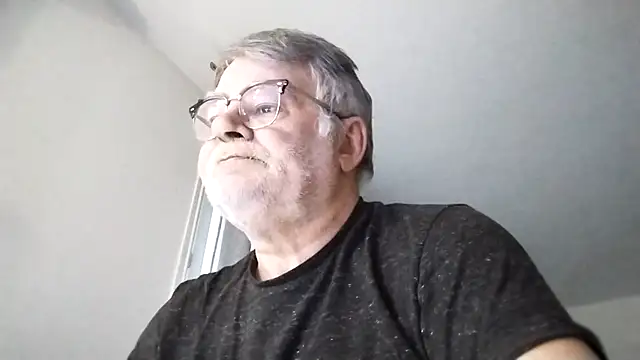 Vieux pervert online show from March 4, 6:41 am