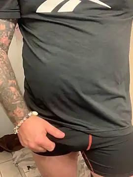 Snapshot of cruising-land chatting on February 18, 1:12 am cruising-land online show from February 18, 1:12 am