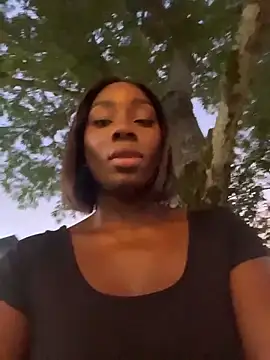 ZarahFerreira online show from March 17, 11:30 pm