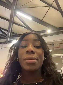 ZarahFerreira online show from April 5, 1:03 am