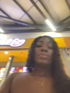 ZarahFerreira online show from April 20, 11:50 pm