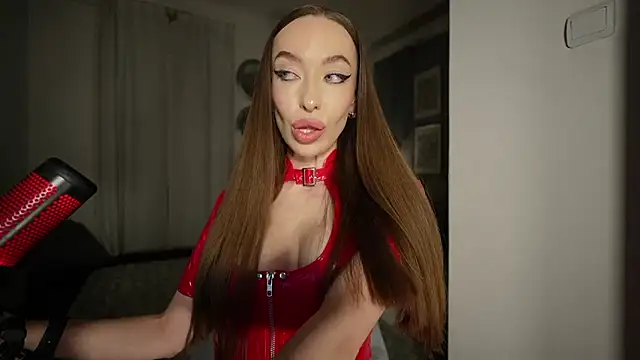 Snapshot of supreme_dominatrix chatting on March 10, 8:34 pm supreme dominatrix online show from March 10, 8:34 pm