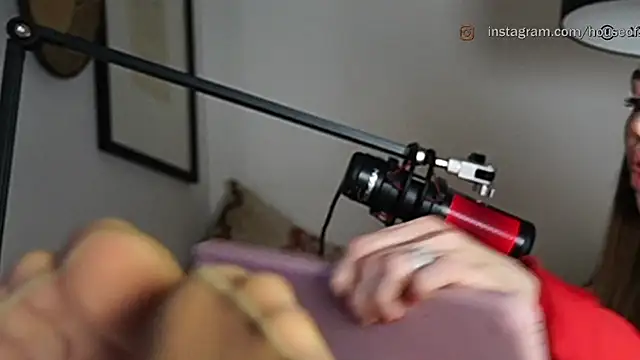 supreme dominatrix online show from April 22, 8:43 pm