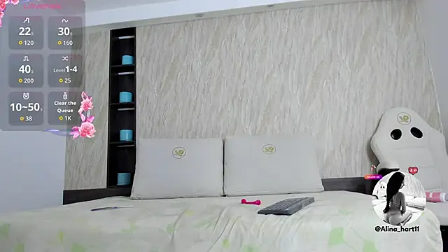 alina hart online show from April 18, 2:37 am