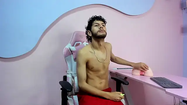 LuckySammer online show from February 23, 12:02 pm