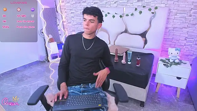 keahi tay online show from April 21, 7:06 pm