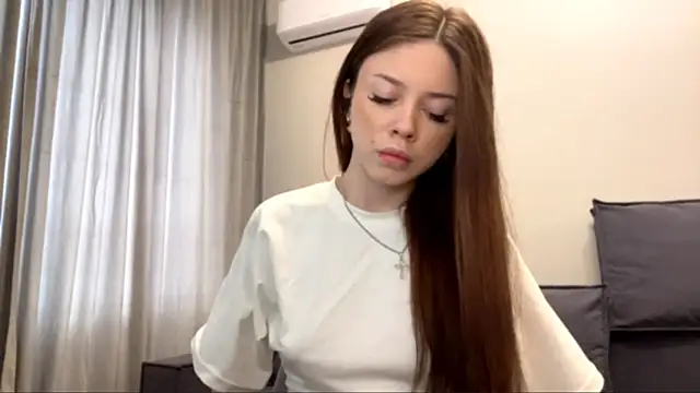 adelecloud online show from March 3, 8:20 am