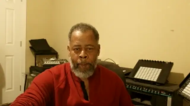 Cleozevo1961 online show from April 22, 1:12 pm