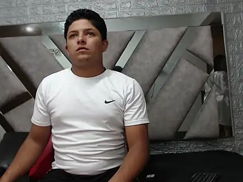 Alexa-Dulce online show from March 12, 7:09 pm