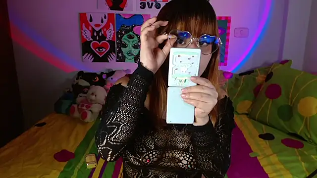 chloe roxy online show from June 9, 3:29 am