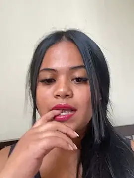 11-Victoria online show from March 4, 6:25 pm