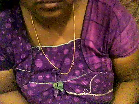 Snapshot of Angel_honeybear_143 chatting on February 21, 7:15 pm Angel honeybear 143 online show from February 21, 7:15 pm