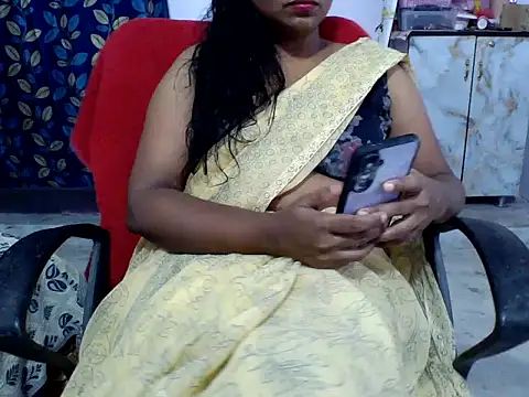 Snapshot of Angel_honeybear_143 chatting on June 26, 10:30 am Angel honeybear 143 online show from June 26, 10:30 am