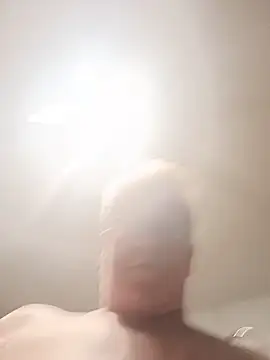 olivbisoumis online show from May 20, 4:51 am