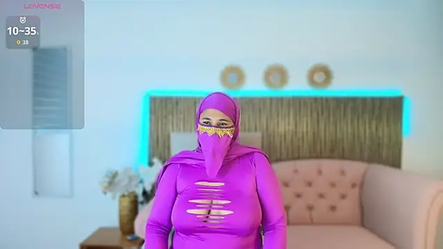 Nadia Privee online show from February 24, 7:12 pm