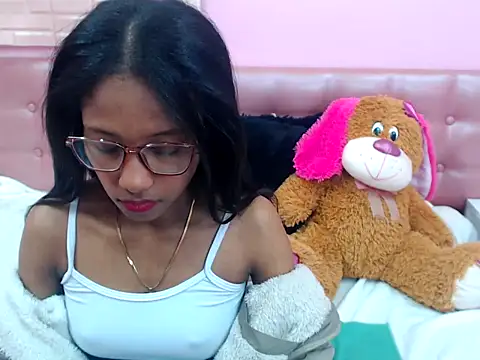 cutedoll4u online show from March 4, 1:50 pm