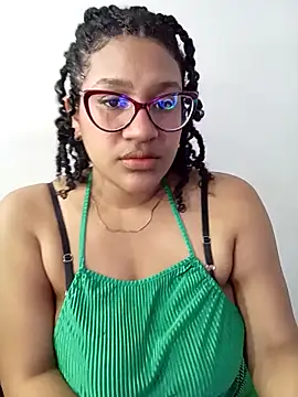 gigiblue89 online show from April 30, 7:47 am