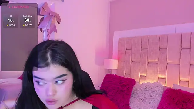 AnniJones online show from April 13, 2:50 am