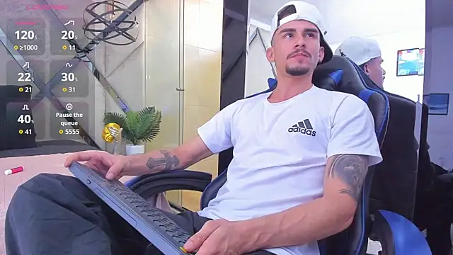 SharonTygaX online show from April 22, 4:19 pm