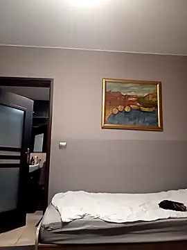 DlaNiej online show from March 7, 4:37 pm