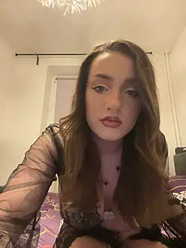 MIssYoungPinkie online show from March 1, 7:38 pm