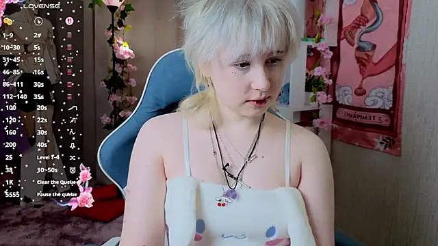 May leaf online show from March 1, 5:42 am