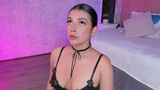 Ammy gh online show from April 7, 11:37 pm