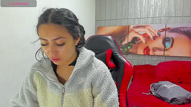 angell cooper8 online show from April 21, 12:11 pm