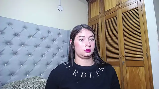 Snapshot of skarlett__36 chatting on April 28, 2:55 pm skarlett 36 online show from April 28, 2:55 pm