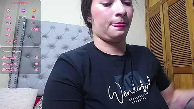 Snapshot of skarlett__36 chatting on May 27, 2:47 pm skarlett 36 online show from May 27, 2:47 pm