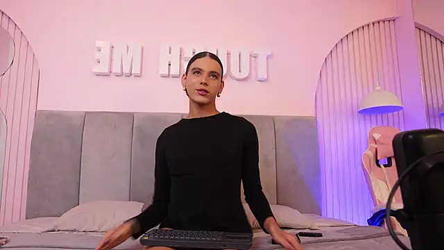 Luxa Velvet online show from March 24, 12:43 pm