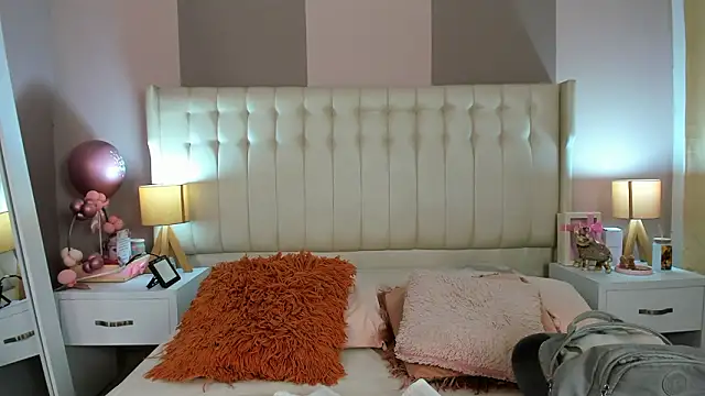 Reachel Smith online show from February 26, 11:09 am