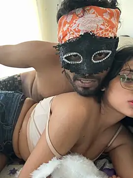 sizzler hotz online show from February 23, 10:45 am