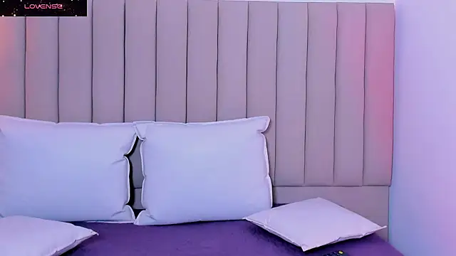 Dennise Sinclair online show from March 14, 7:41 pm