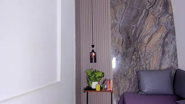 Dennise Sinclair online show from March 25, 10:16 pm