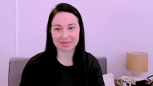 MiaFair online show from April 14, 3:18 pm