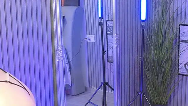 KarmaArms online show from April 20, 7:26 pm