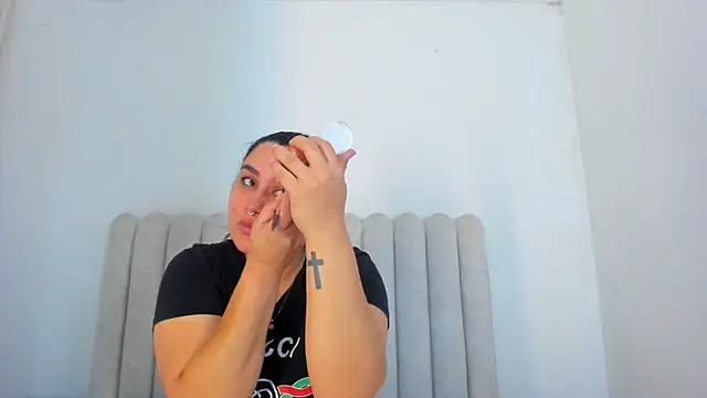 MiaFoox   online show from April 22, 2:18 pm