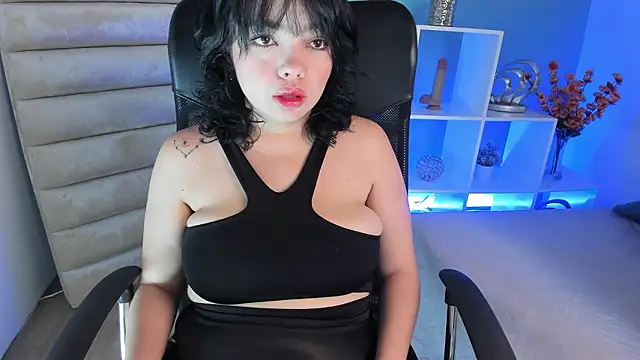 April Swett online show from March 6, 12:45 pm