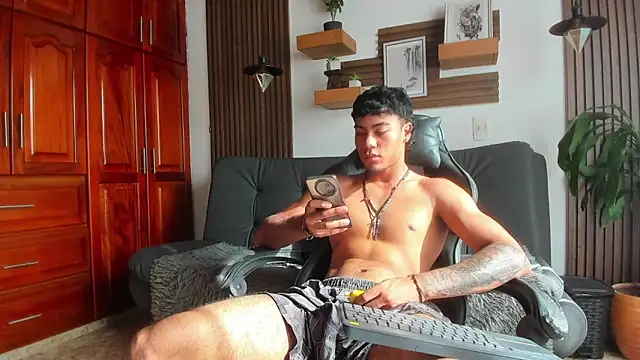 Jeremy wallker online show from March 12, 8:48 pm